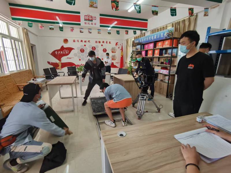 大厂广告片拍摄公司：极简主义践行者，少即是多的视觉哲学